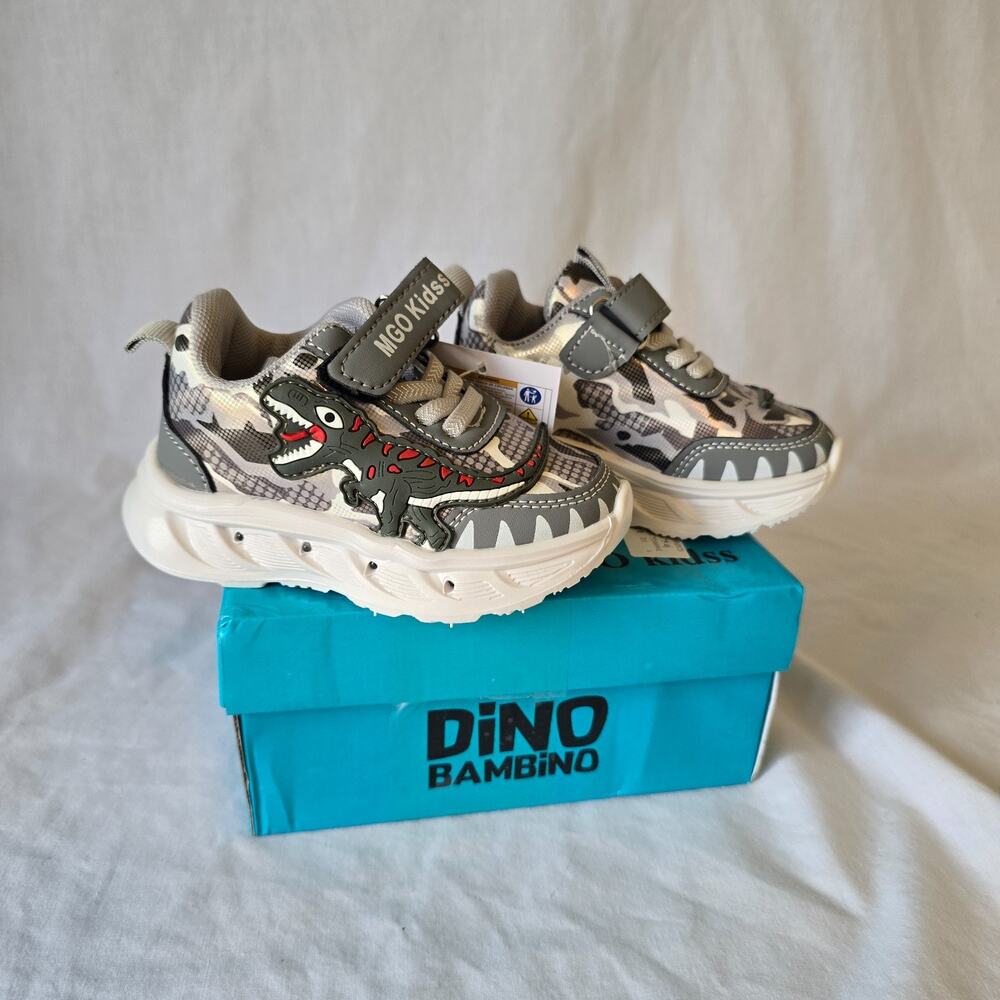 MGO Kidss Dino Bambino Shoes Toddler 6 (22) Gray White Light Up XP-1168156 NIB